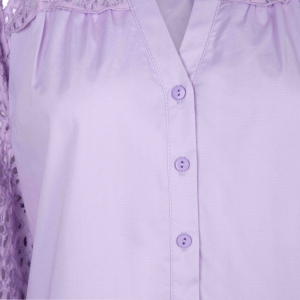 Blouse embroidery 540 Lilac