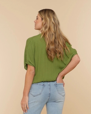 000000 10 [Tops] 000560 olive