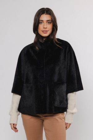 Faux fur cape Black -